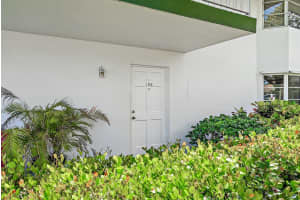 9 Garden Street 106j, Tequesta, FL 33469 Sold 10/31/23