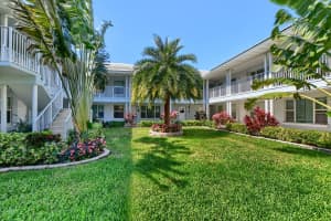 1820 S Ocean Boulevard S 2e, Delray Beach, FL 33483 Sold 12/08/23