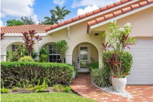 815 Canary Walk, Gulfstream, FL 33483 Sold 04/09/24
