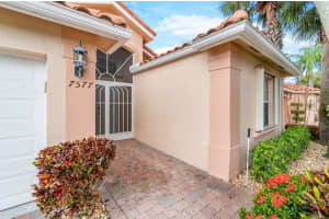 7577 Caprio Drive, Boynton Beach, FL 33472 Sold 02/08/24