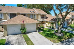 504 Maplewood Drive, Greenacres, FL 33415 Sold 11/09/23