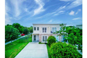 26081 SW 135th Court, Homestead, FL 33032 Sold 09/27/23