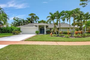12677 Headwater Circle Circle, Wellington, FL 33414 Sold 11/29/23