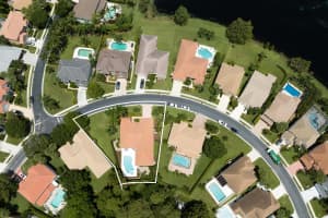 133 Satinwood Lane, Palm Beach Gardens, FL 33410 Sold 10/13/23