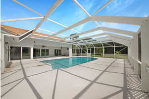 427 Squire Drive, Wellington, FL 33414 Sold 10/04/23