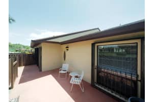 1018 Green Pine Boulevard F, West Palm Beach, FL 33409 Sold 09/29/23