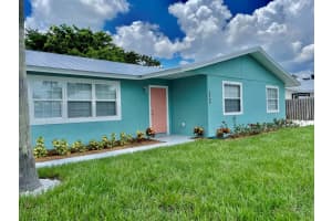 5500 SE 53rd Avenue, Stuart, FL 34997 Sold 09/27/23