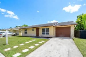 6090 Lambeth Circle, Lake Worth Beach, FL 33463 Sold 10/23/23
