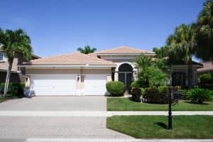 4342 Wellington Shores Drive, Wellington, FL 33449 Sold 10/03/23