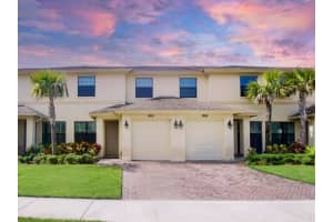 9854 E Villa Circle, Vero Beach, FL 32966 Sold 12/04/23