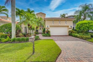 124 Viera Drive, Palm Beach Gardens, FL 33418 Sold 07/02/24