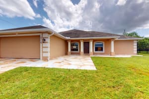 2518 SW Fair Isle Road, Port St Lucie, FL 34987 Sold 10/06/23