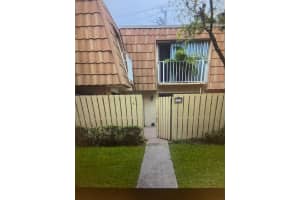 846 W Blue Ridge Circle, West Palm Beach, FL 33409 Sold 10/02/23