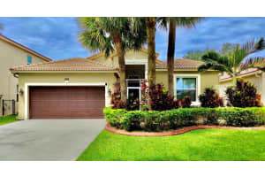 203 Seminole Lakes Drive, Royal Palm Beach, FL 33411 Sold 09/22/23
