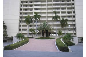124 Lakeshore Drive 630, North Palm Beach, FL 33408 Sold 12/06/23