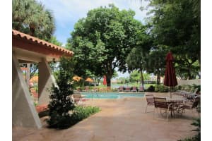 45 Centennial Court, Deerfield Beach, FL 33442 Sold 09/29/23