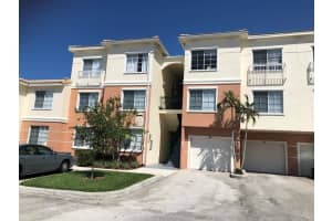 2206 Myrtlewood Circle Circle E, Palm Beach Gardens, FL 33418 Sold 09/18/23