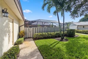 1431 Captains Walk 17d, Fort Pierce, FL 34950 Sold 11/03/23