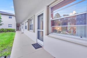 2 Lake Vista Trail 105, Port St Lucie, FL 34952 Sold 09/19/23