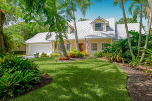 730 SW Lighthouse Drive, Palm City, FL 34990 Sold 11/09/23