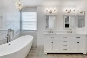 8041 Murano Circle, Palm Beach Gardens, FL 33418 Sold 10/02/23