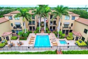 920 Via Villagio, Hypoluxo, FL 33462 Sold 10/04/23