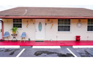5219 W 24 Way 11-C, Hialeah, FL 33016 Sold 09/19/23