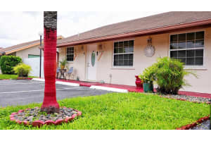 5219 W 24 Way 11-C, Hialeah, FL 33016 Sold 09/19/23