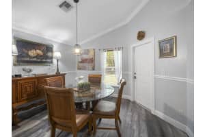 10668 Oak Bend Way NW, Wellington, FL 33414 Sold 10/10/23