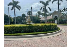 272 Village Boulevard 7111, Tequesta, FL 33469 Sold 11/03/23