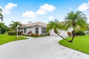 6413 Lansdowne Circle, Boynton Beach, FL 33472 Sold 11/10/23