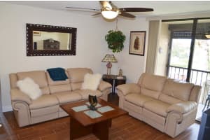 5280 Las Verdes Circle 321, Delray Beach, FL 33484 Sold 09/29/23