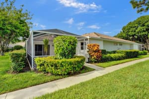7902 Chapman Oak Court, Palm Beach Gardens, FL 33410 Sold 12/04/23