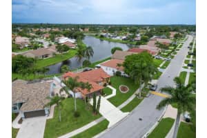 5130 Rosen Boulevard, Boynton Beach, FL 33472 Sold 12/01/23