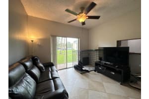 800 Cypress Park Way M1, Deerfield Beach, FL 33064 Sold 11/17/23