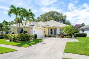 8657 Doverbrook Drive, Palm Beach Gardens, FL 33410 Sold 10/19/23