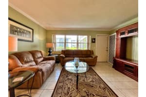 450 Horizons E 107, Boynton Beach, FL 33435 Sold 05/09/24