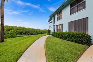 950 S Kanner Hwy 608, Stuart, FL 34994 Sold 10/26/23