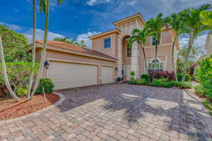 153 Via Condado Way, Palm Beach Gardens, FL 33418 Sold 11/09/23
