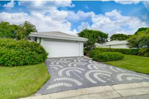 28 Estate Drive, Boynton Beach, FL 33436 Sold 07/23/24