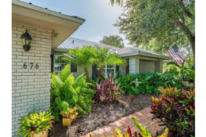 676 Glenview Terrace, Vero Beach, FL 32962 Sold 09/29/23