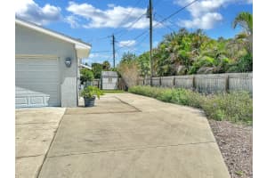 1416 4th Place, Vero Beach, FL 32962 Sold 09/13/23