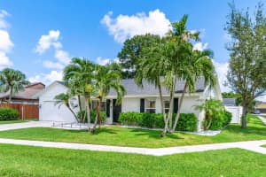 602 NW 11th Street, Boynton Beach, FL 33426 Sold 10/18/23