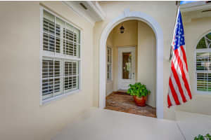 124 Euphrates Circle, Palm Beach Gardens, FL 33410 Sold 11/27/23