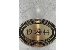 202 Lytton Court, West Palm Beach, FL 33405 Sold 11/13/23