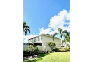 264 Fortuna Drive, Palm Beach Gardens, FL 33410 Sold 11/30/23