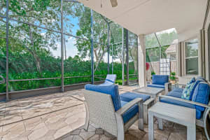 8290 Sandpiper Glen Drive, Lake Worth, FL 33467 Sold 10/20/23