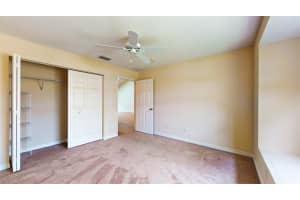 495 6th Manor, Vero Beach, FL 32962 Sold 01/25/24