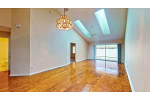 495 6th Manor, Vero Beach, FL 32962 Sold 01/25/24