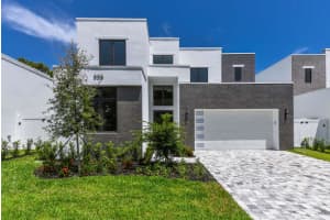 690 Jeffery Street, Boca Raton, FL 33487 Sold 01/05/24